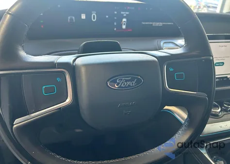 2025 Ford Expedition Platinum from USA, damaged, VIN 1FMJU1M88SEA31741